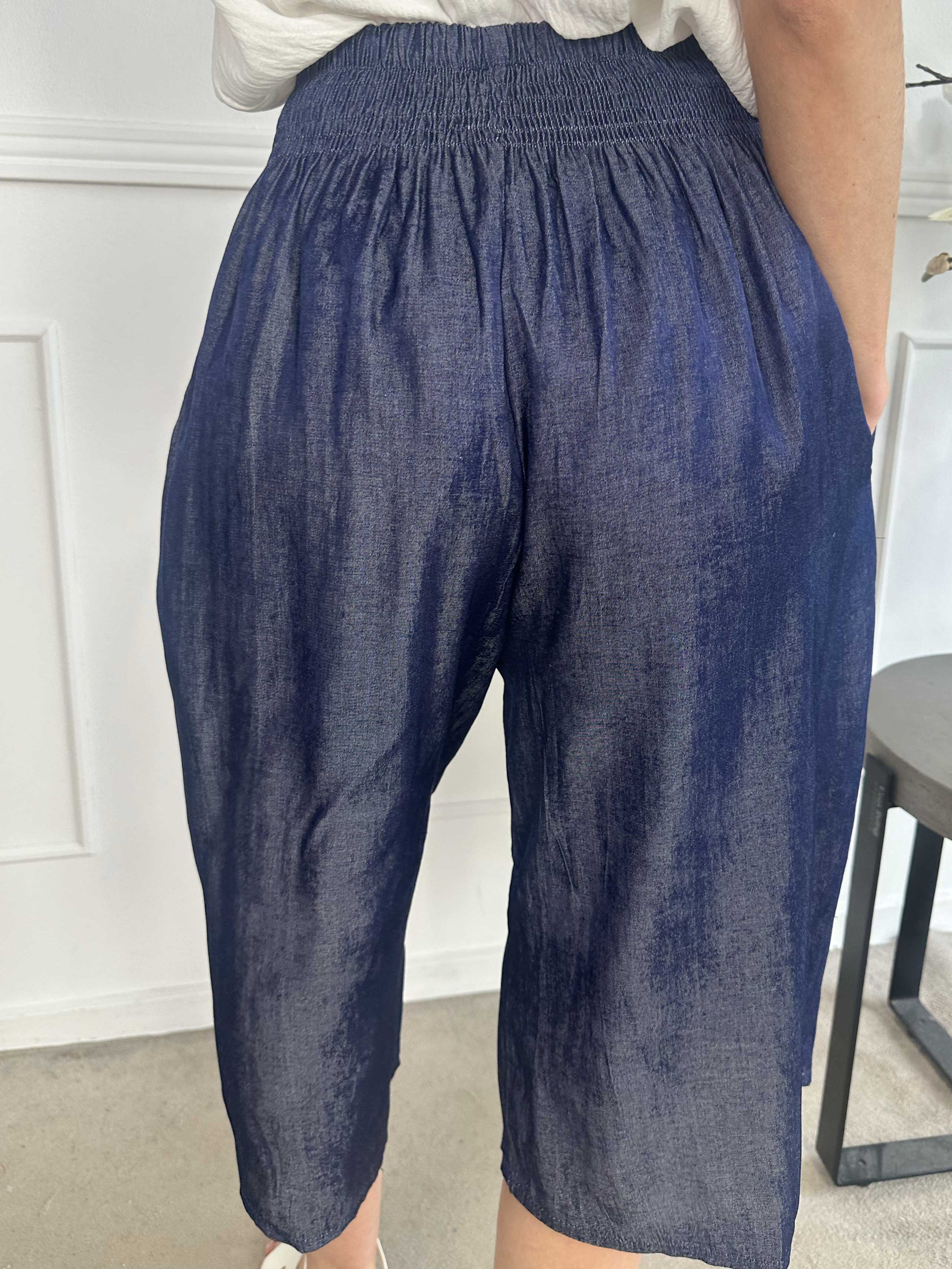 Pams Denim Knickers - Knælange bukser med elastikkant i livet